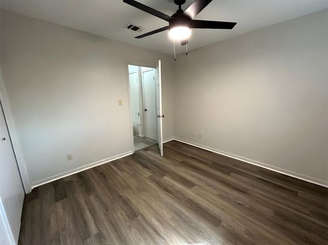 7600 Saint Amant PL A, Austin, TX 78749