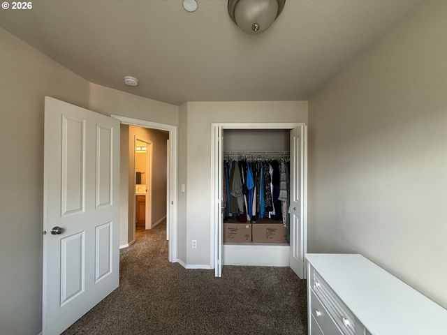 744 Nw 3RD Ave, Canby, OR 97013