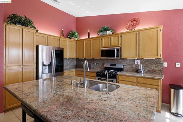 4657 Arabian Way, Antioch, CA 94531