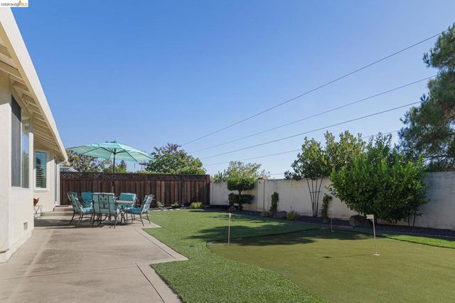 4657 Arabian Way, Antioch, CA 94531