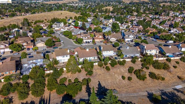 4657 Arabian Way, Antioch, CA 94531