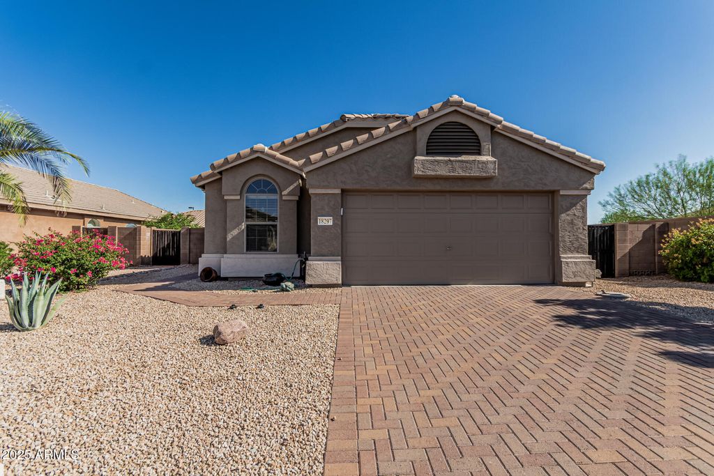 18297 W SPENCER Drive, Surprise, AZ 85374