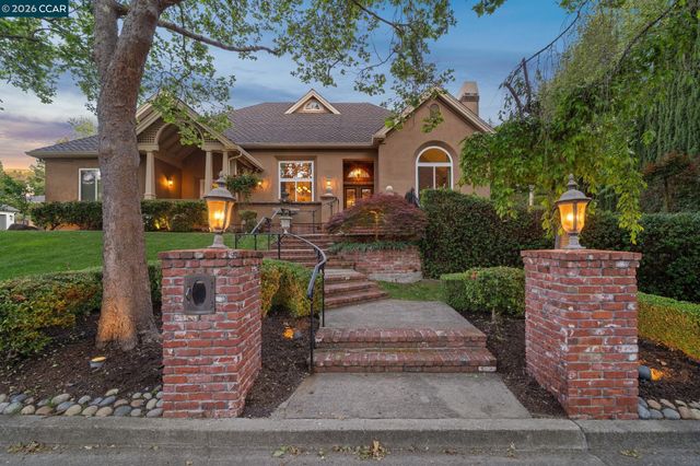 3271 Blackhawk Meadow Dr, Danville, CA 94506