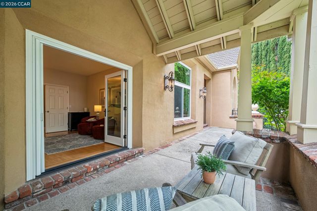 3271 Blackhawk Meadow Dr, Danville, CA 94506