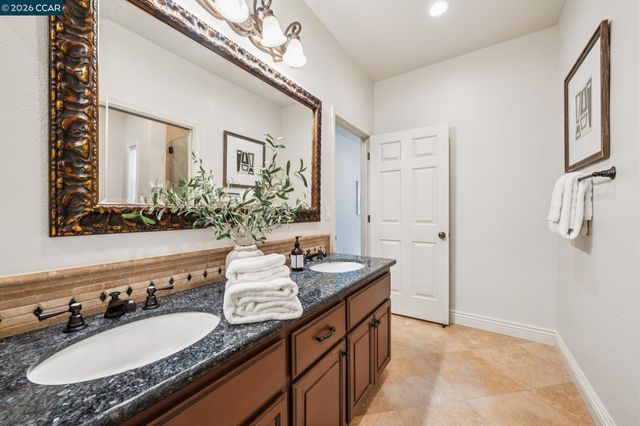 3271 Blackhawk Meadow Dr, Danville, CA 94506