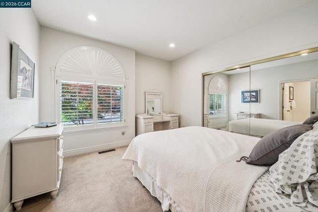 3271 Blackhawk Meadow Dr, Danville, CA 94506