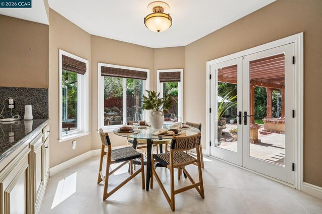 3271 Blackhawk Meadow Dr, Danville, CA 94506