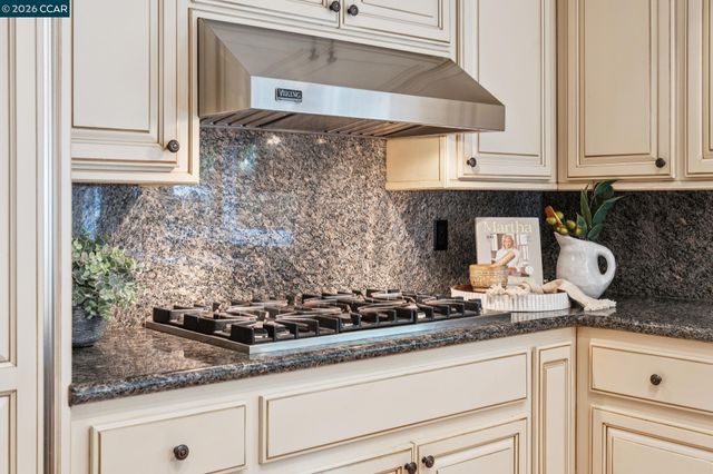 3271 Blackhawk Meadow Dr, Danville, CA 94506