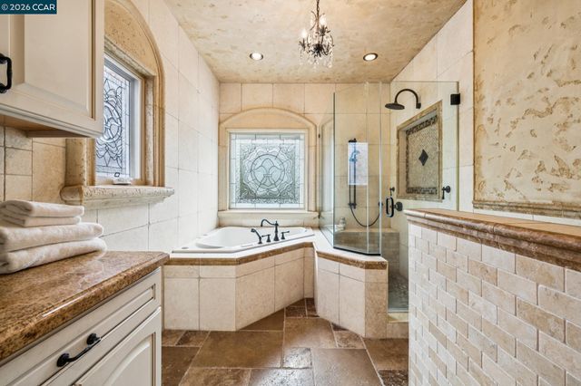 3271 Blackhawk Meadow Dr, Danville, CA 94506