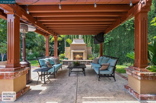 3271 Blackhawk Meadow Dr, Danville, CA 94506