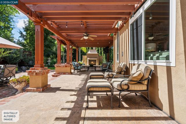 3271 Blackhawk Meadow Dr, Danville, CA 94506