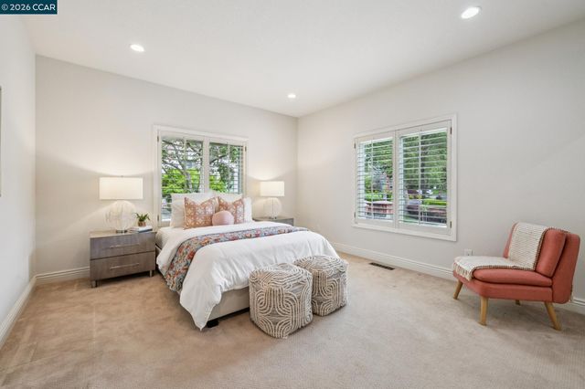 3271 Blackhawk Meadow Dr, Danville, CA 94506