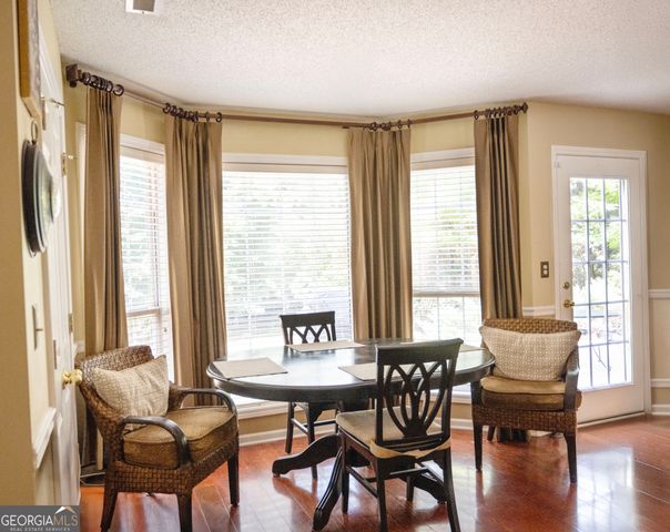 166 Oakwood Trail, Mcdonough, GA 30252