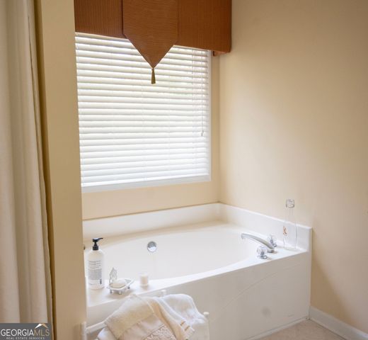 166 Oakwood Trail, Mcdonough, GA 30252