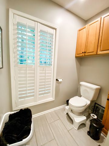 1006 Clearview Pt, Cottontown, TN 37048