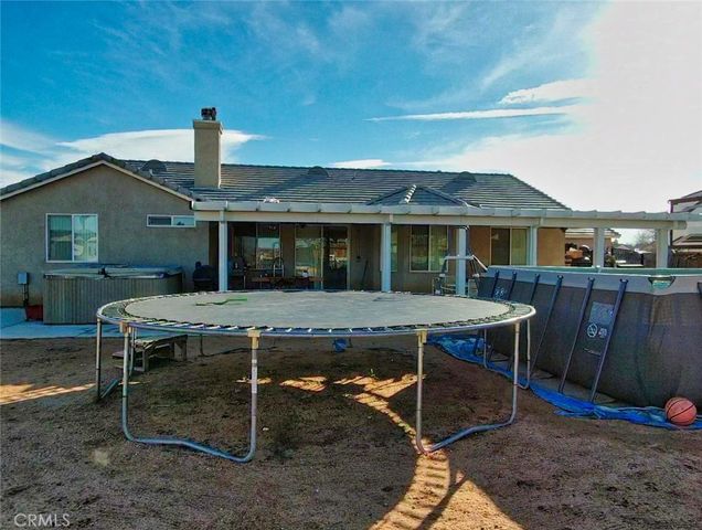 21172 Burgundy, Apple Valley, CA 92308