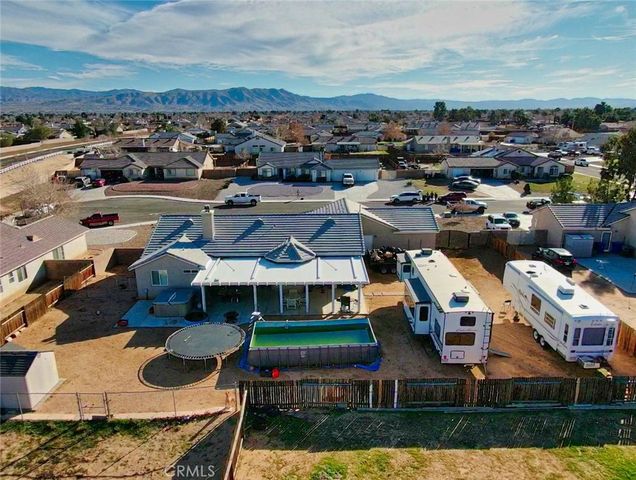 21172 Burgundy, Apple Valley, CA 92308