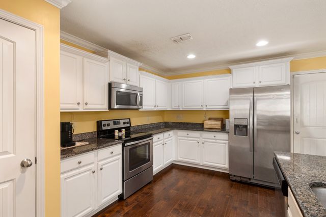 4316 Aurora Cir, Murfreesboro, TN 37127
