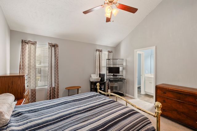 4316 Aurora Cir, Murfreesboro, TN 37127