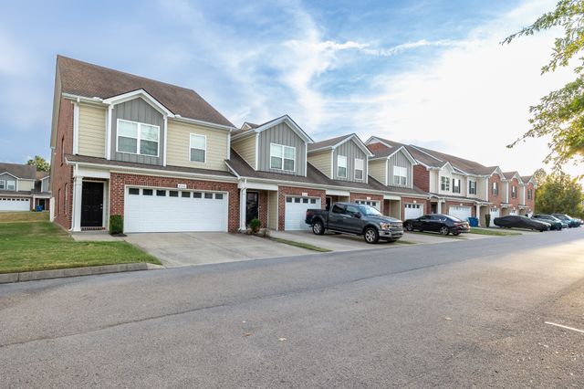 4316 Aurora Cir, Murfreesboro, TN 37127