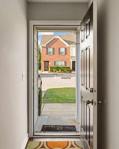 4316 Aurora Cir, Murfreesboro, TN 37127