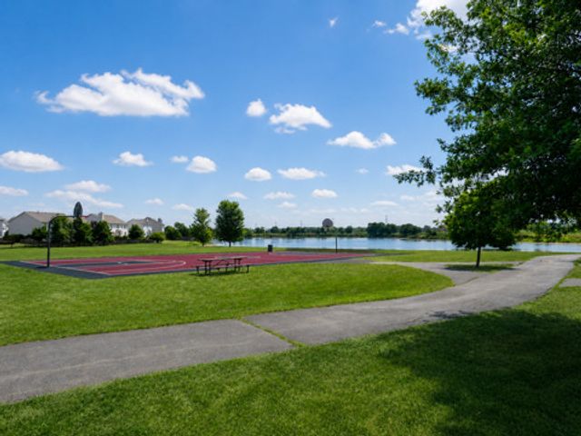 647 Jonathan Drive, Round Lake, IL 60073