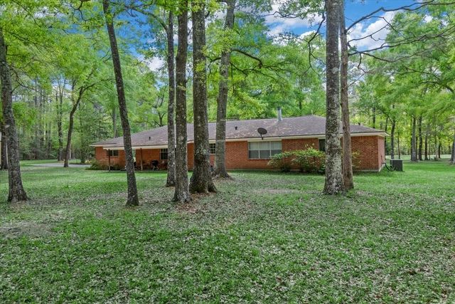 10267 Pineridge Drive, Conroe, TX 77303