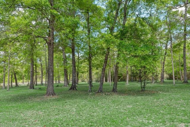 10267 Pineridge Drive, Conroe, TX 77303