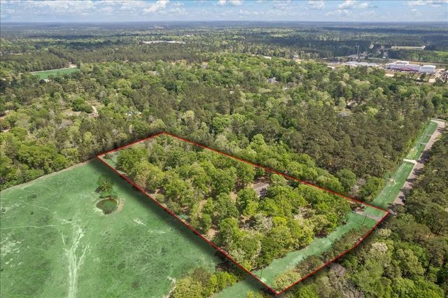 10267 Pineridge Drive, Conroe, TX 77303