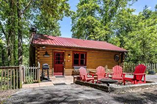 1716 Ridgecrest Drive, Sevierville, TN 37876