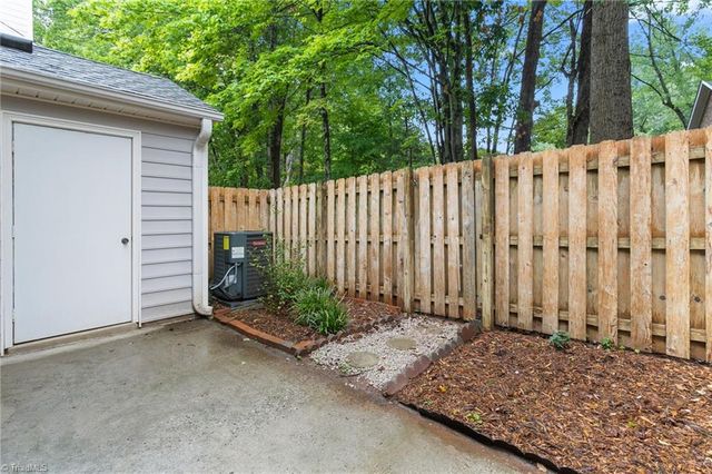 2508 Cottage Place, Greensboro, NC 27455