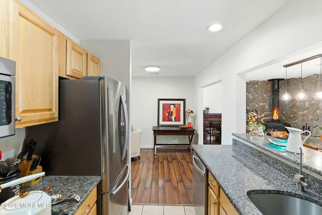 26 Ravenwood Boulevard, Barnegat, NJ 08005