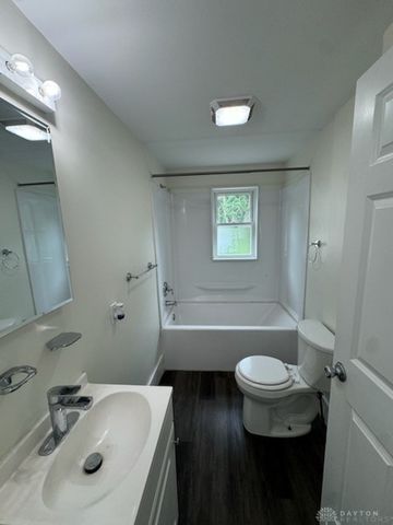 475 Stelton Road 475, Xenia, OH 45385