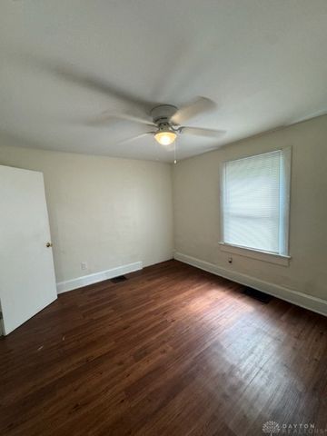 475 Stelton Road 475, Xenia, OH 45385