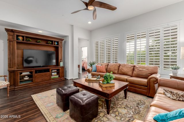 16339 W PICCADILLY Road, Goodyear, AZ 85395