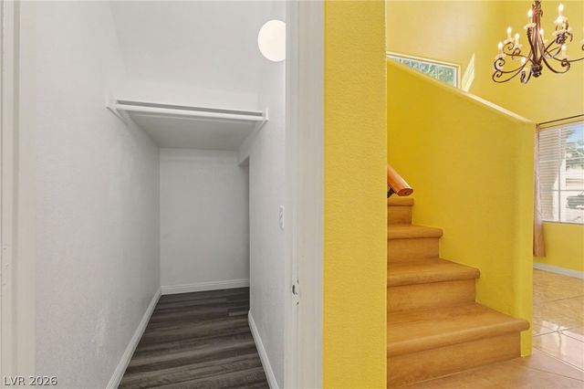 7929 Dana Maple Court, Las Vegas, NV 89131