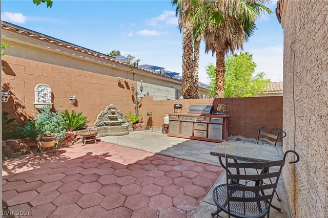 7929 Dana Maple Court, Las Vegas, NV 89131