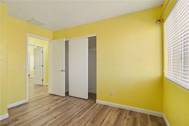 7929 Dana Maple Court, Las Vegas, NV 89131