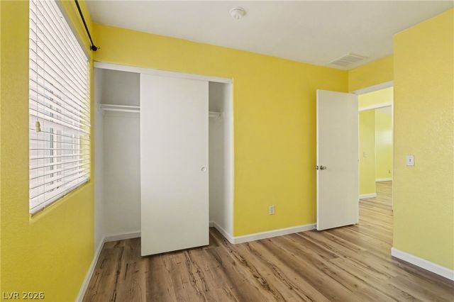 7929 Dana Maple Court, Las Vegas, NV 89131