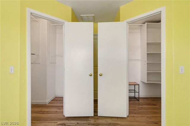 7929 Dana Maple Court, Las Vegas, NV 89131