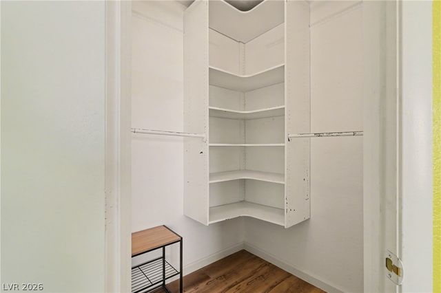 7929 Dana Maple Court, Las Vegas, NV 89131