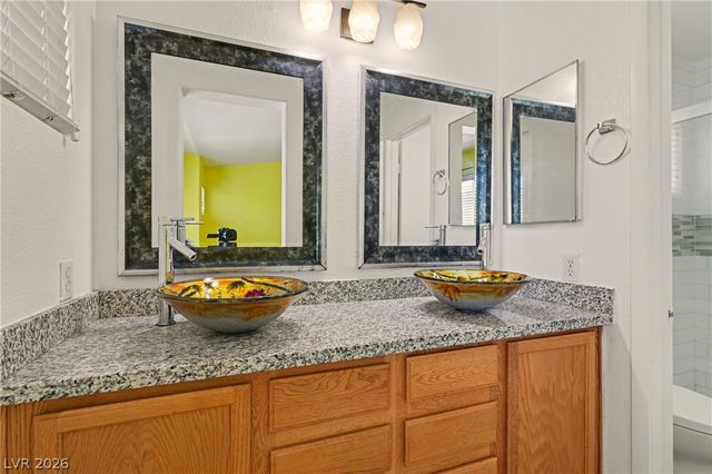 7929 Dana Maple Court, Las Vegas, NV 89131