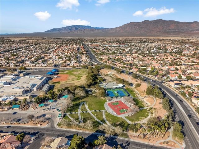 7929 Dana Maple Court, Las Vegas, NV 89131