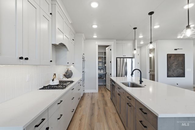 4705 N Pale Creek Ave, Meridian, ID 83646