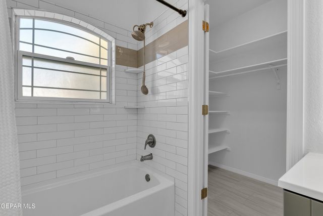 4236 LOMA TAURINA Drive, El Paso, TX 79934