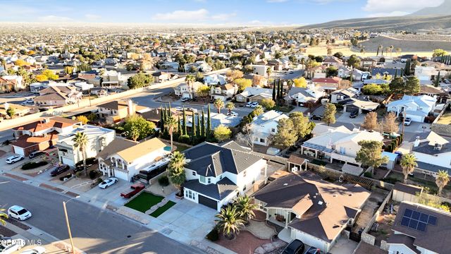 4236 LOMA TAURINA Drive, El Paso, TX 79934