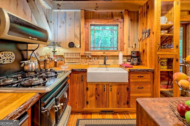 3662 Blue Ridge Gap Road, Clayton, GA 30525