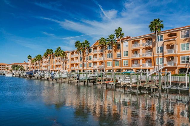 5000 CULBREATH KEY WAY 8206, Tampa, FL 33611