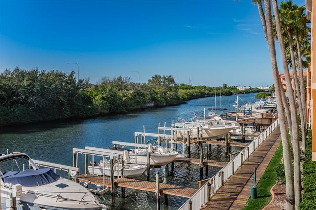 5000 CULBREATH KEY WAY 8206, Tampa, FL 33611