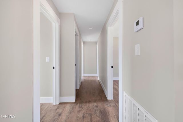 137 Meadow Lark Lane, Bluff City, TN 37618